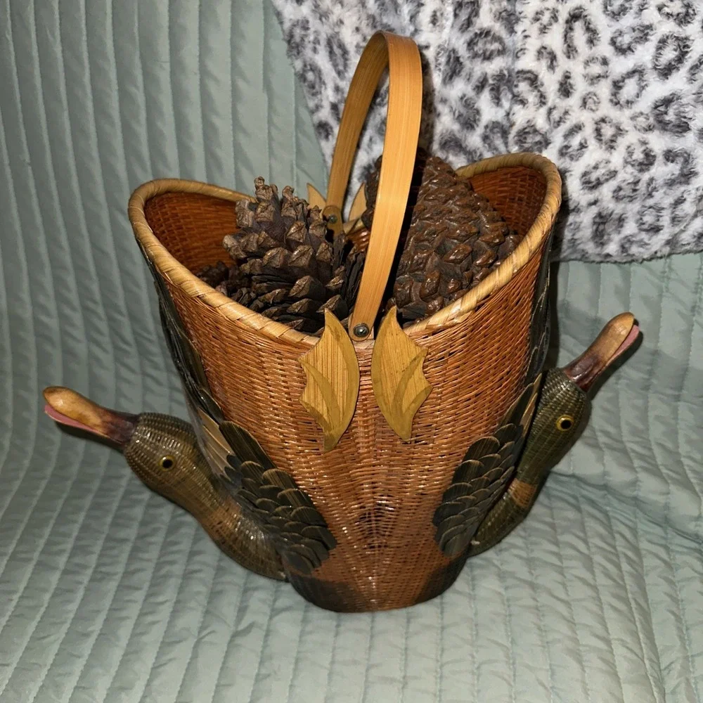 Vintage Wicker Basket with Handle DUCKS‎ 9
